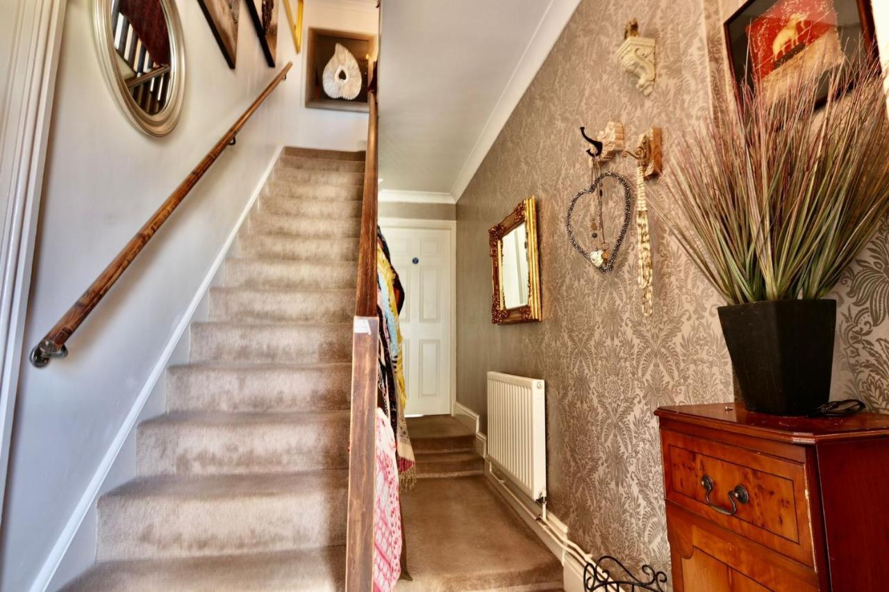 The Bays Clee Rd Apartment คลีทอร์ปส์ ภายนอก รูปภาพ